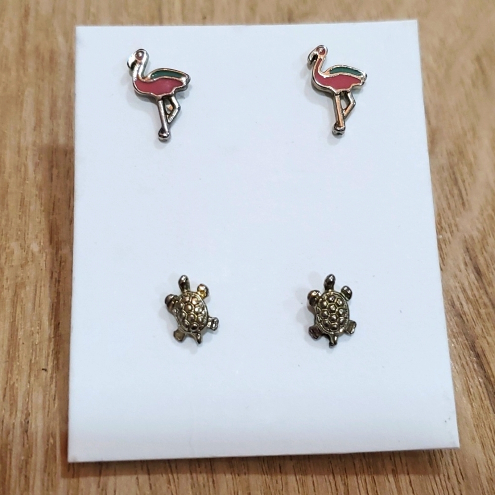 🐢 Turtle and 🦩 Flamingo stud earrings set